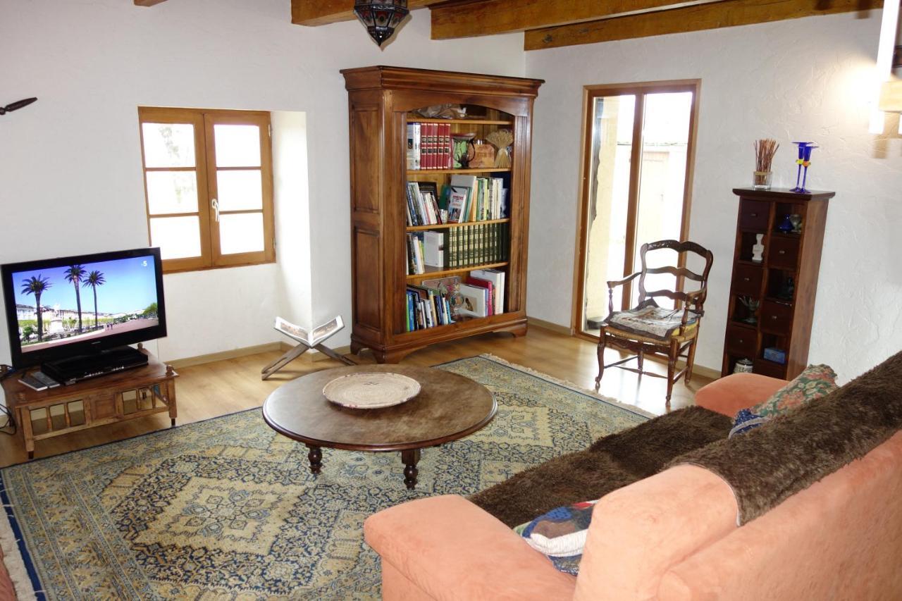 Maison Sur La Colline Cheminee Wifi Proche Thermes Aubin  Exteriér fotografie
