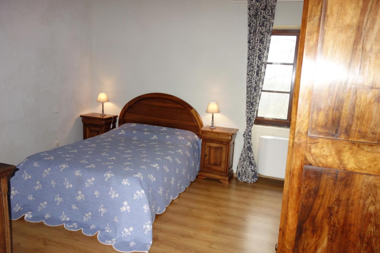 Maison Sur La Colline Cheminee Wifi Proche Thermes Aubin  Exteriér fotografie