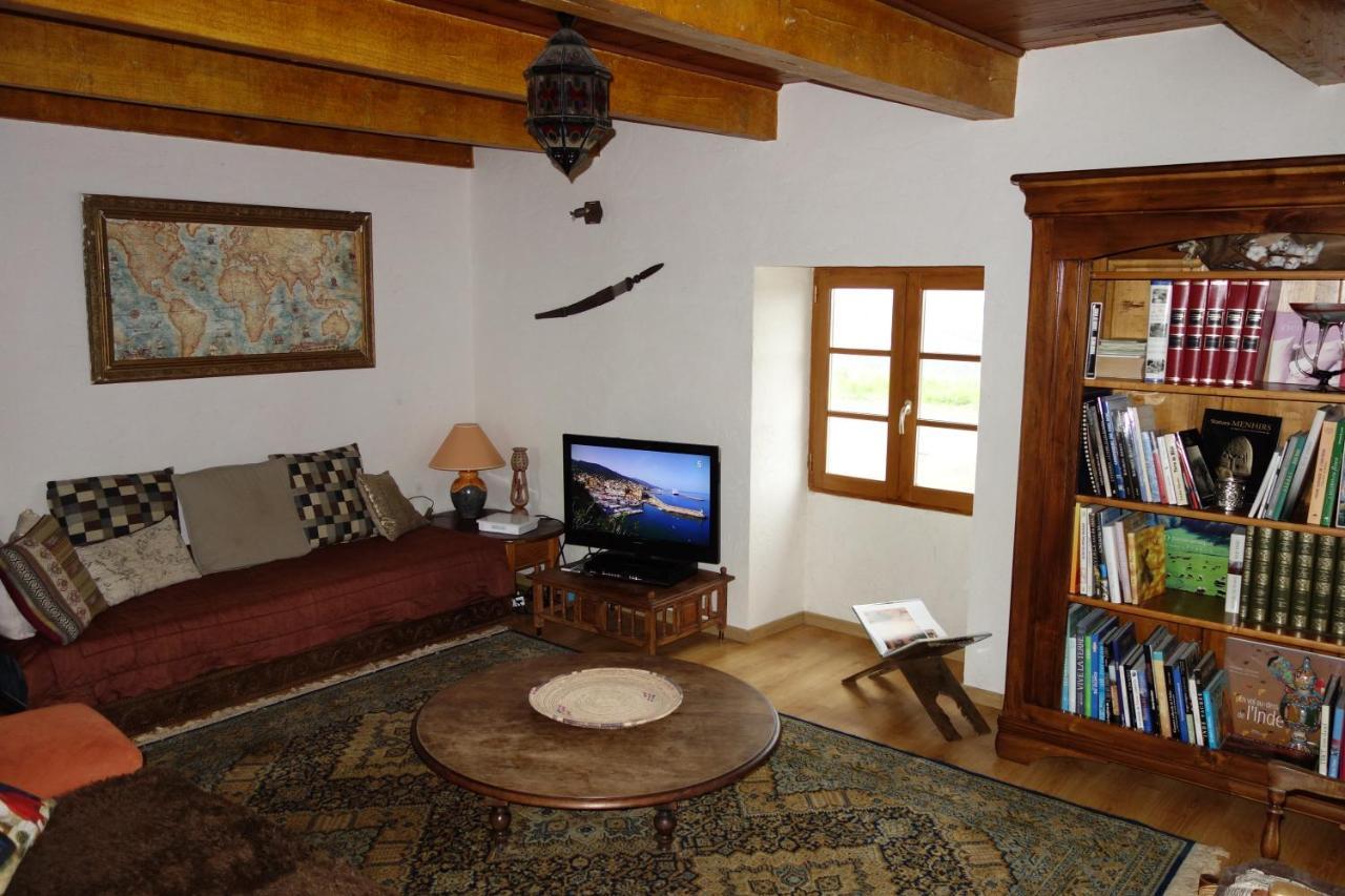 Maison Sur La Colline Cheminee Wifi Proche Thermes Aubin  Exteriér fotografie